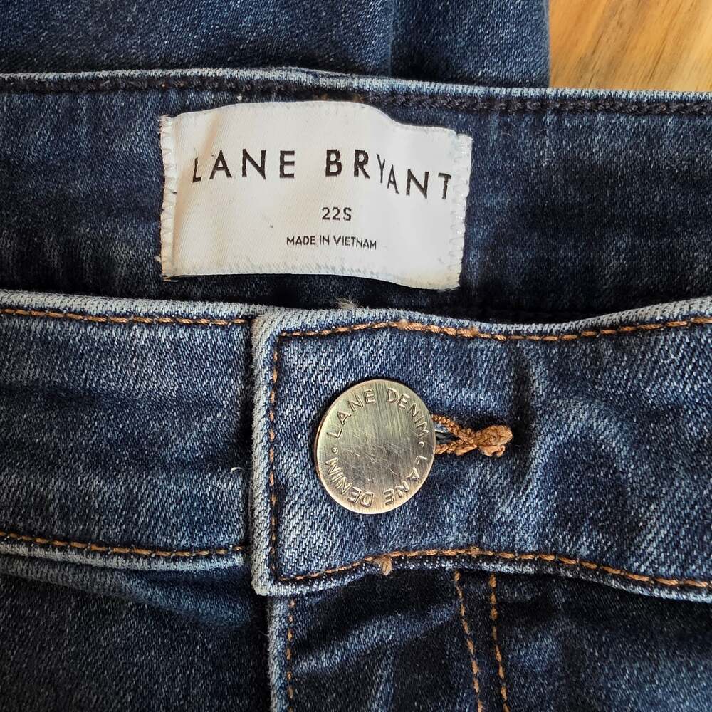 Lane Bryant 22s Dark Bootcut jeans - Picture 3 of 5